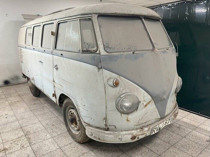 Immagine 4/7 di Volkswagen T1 Kombi (1956)