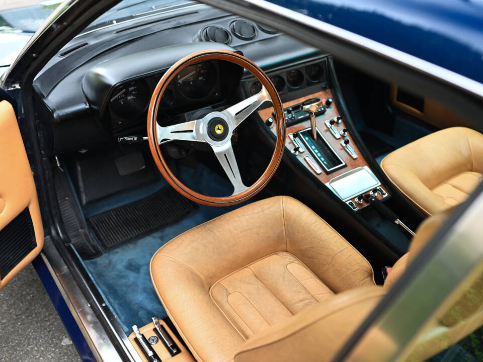 Immagine 26/40 di Ferrari 400i (1981)