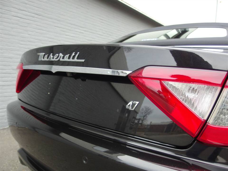 Immagine 22/93 di Maserati GranCabrio 4.7 (2010)