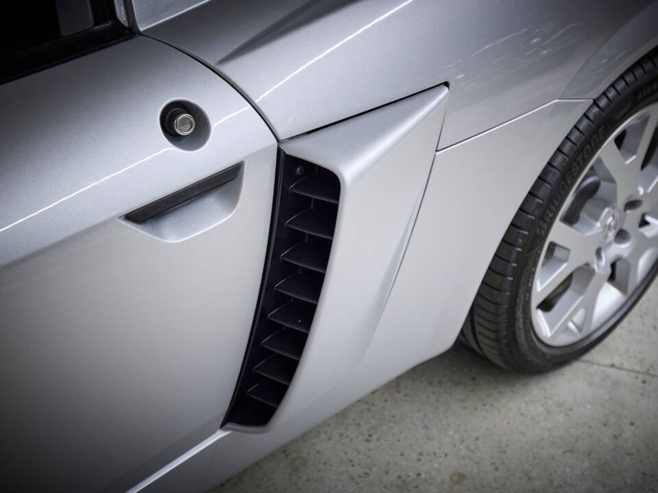 Image 58/81 of Opel Speedster 2.0 Turbo (2003)