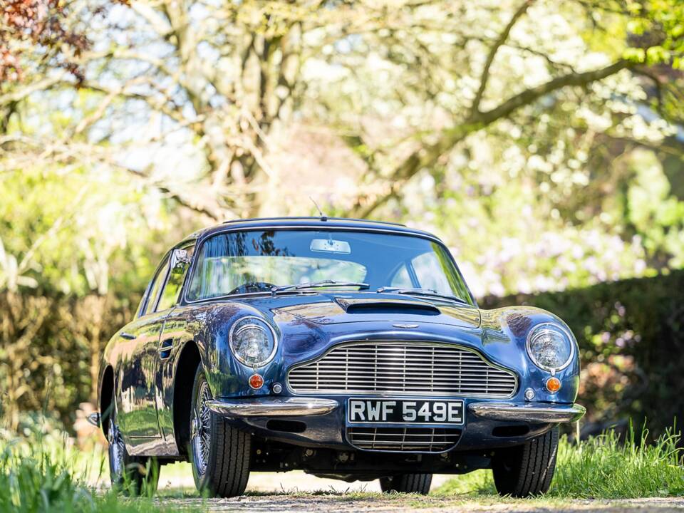 Afbeelding 26/50 van Aston Martin DB 6 (1967)