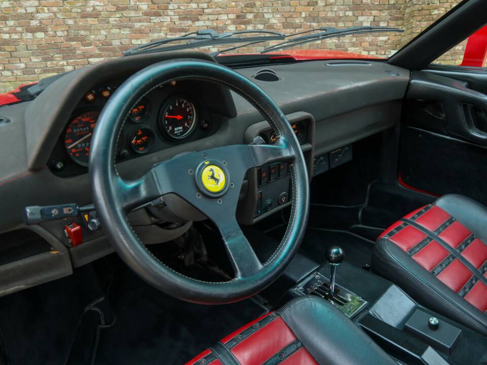 Bild 49/50 von Ferrari 328 GTB (1986)