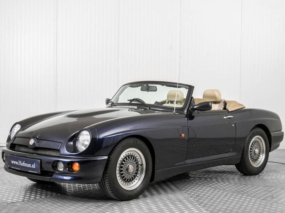 Image 1/50 de MG RV8 (1993)