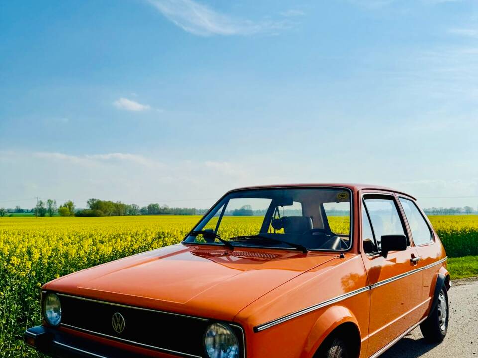 Imagen 1/12 de Volkswagen Golf Mk I 1.1 (1982)
