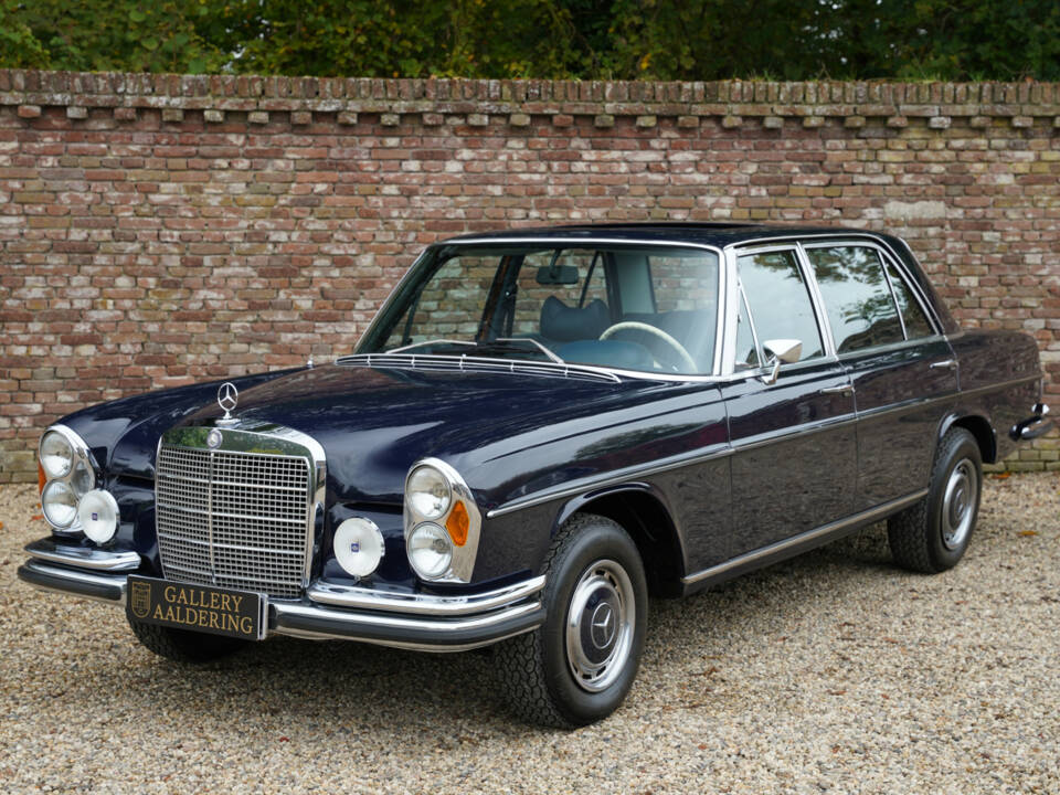 Image 1/50 of Mercedes-Benz 300 SEL 6.3 (1970)