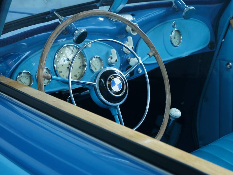 Image 43/50 of BMW 326 Autenrieth (1937)
