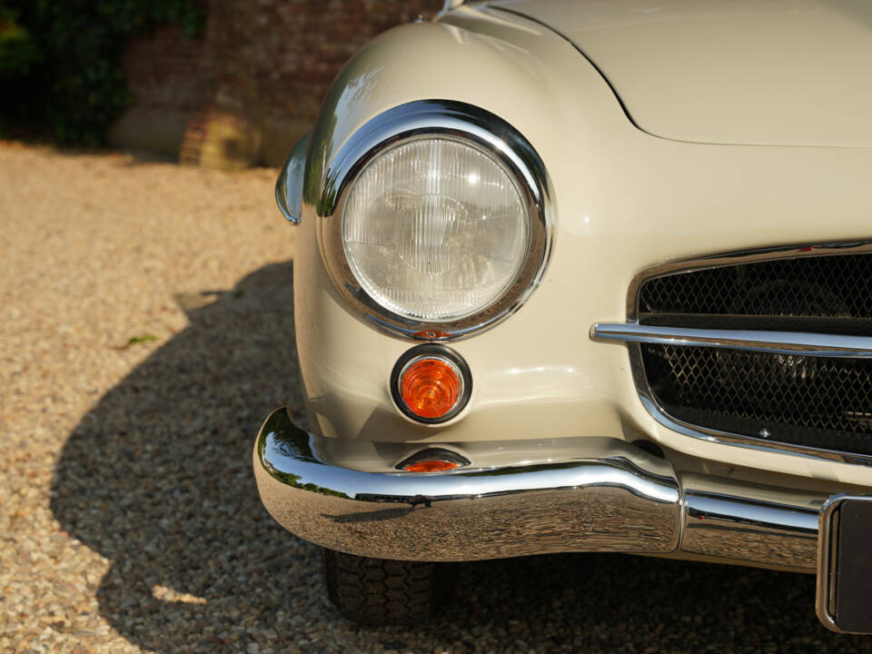 Image 49/50 of Mercedes-Benz 190 SL (1962)