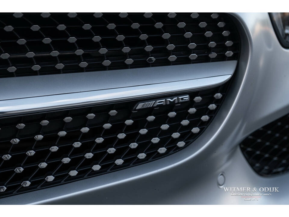 Image 23/43 of Mercedes-Benz C 63 S AMG (2015)