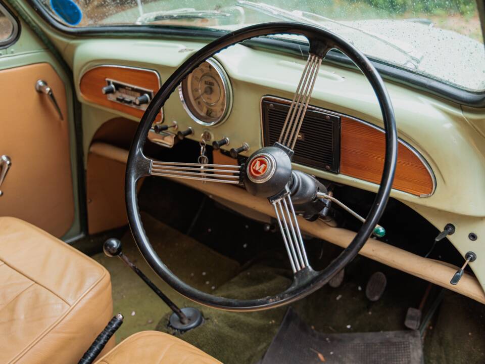 Image 8/29 of Morris Minor 1000 Tourer (1962)