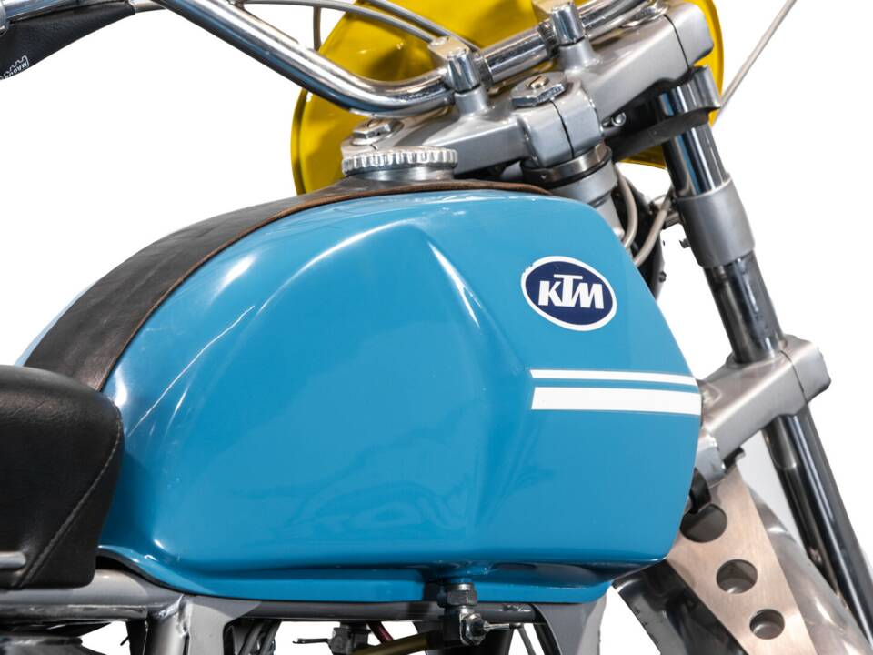 Image 6/19 of KTM 175 GS (1972)