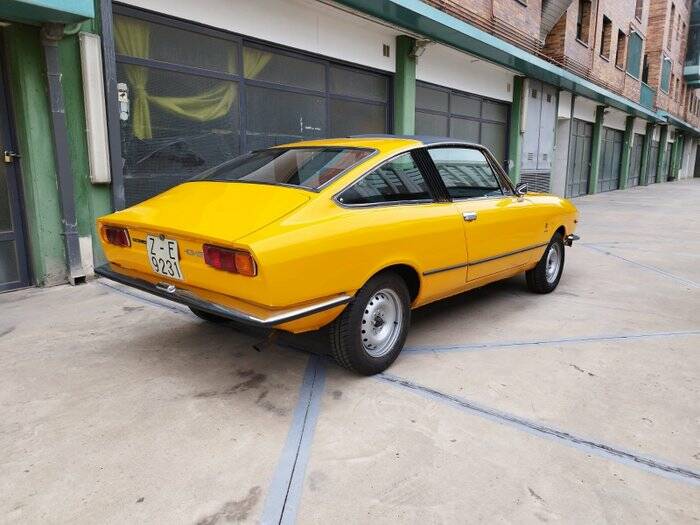 Image 2/7 of FIAT 128 Coupé (1975)