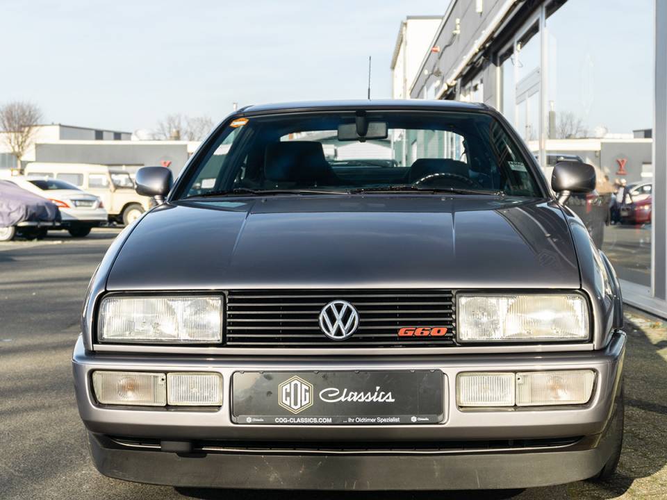Bild 18/45 von Volkswagen Corrado G60 1.8 (1990)