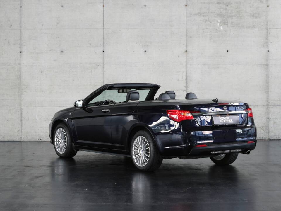 Image 3/36 de Lancia Flavia (2013)