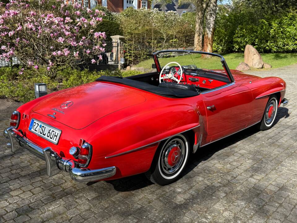 Image 3/9 of Mercedes-Benz 190 SL (1962)