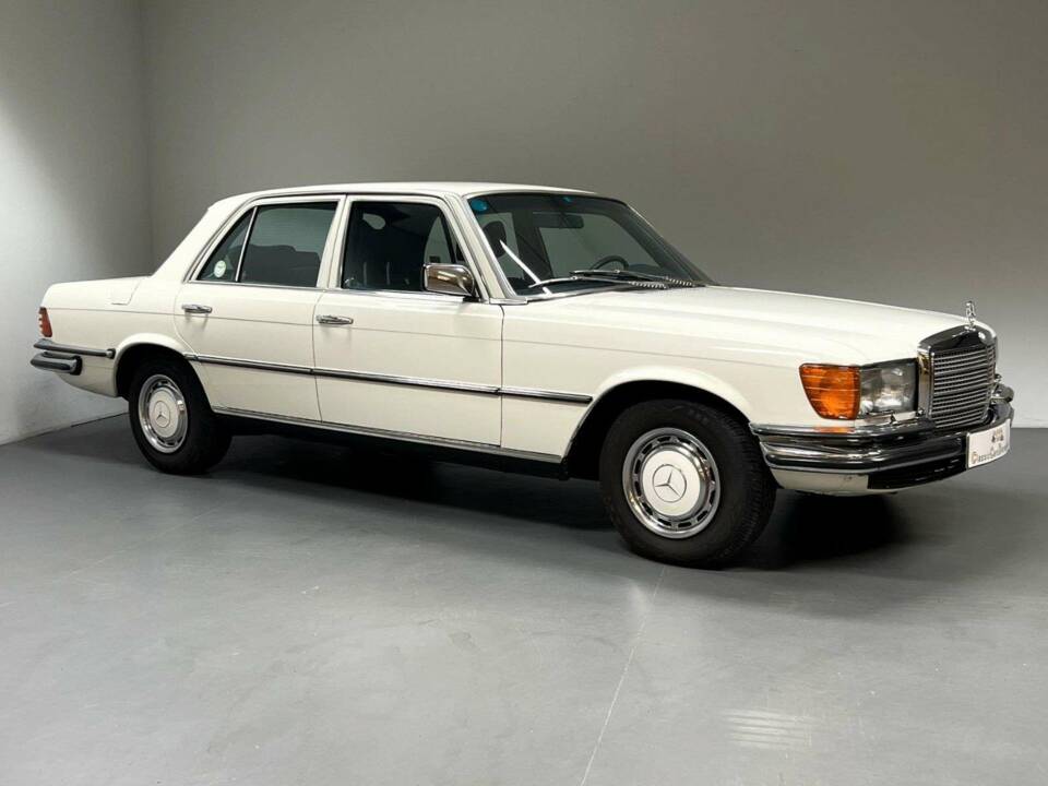 Imagen 2/17 de Mercedes-Benz 450 SEL (1980)