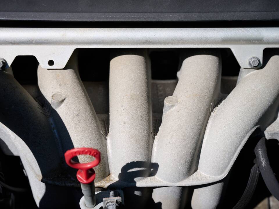 Image 35/50 of Volvo V 70 2.4 (2006)