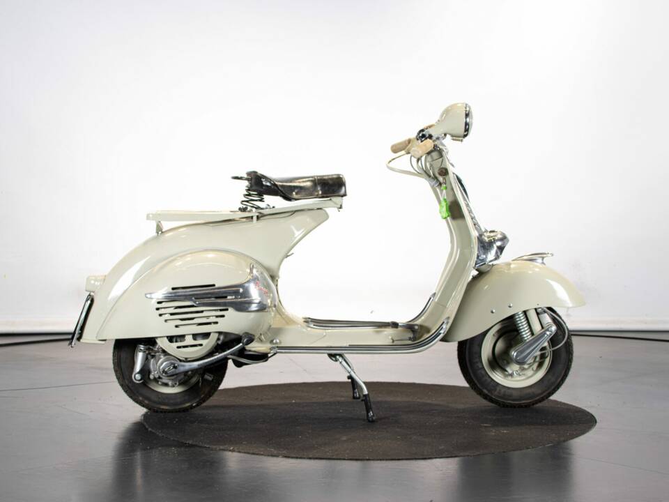 Bild 5/50 von Piaggio Vespa 150 "Struzzo" VL (1955)
