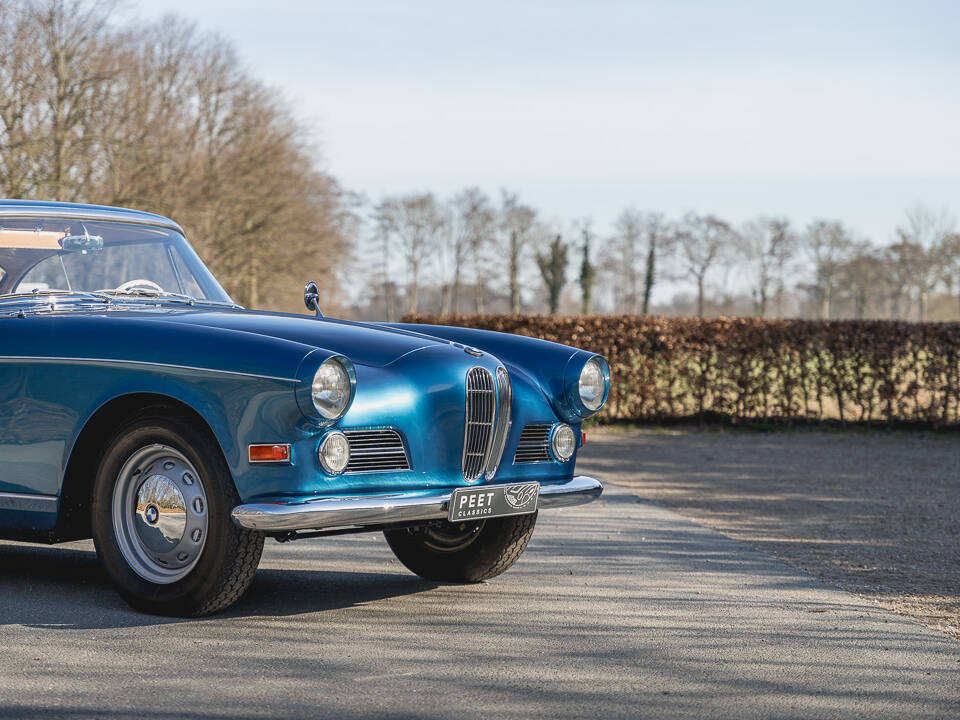 Image 25/45 de BMW 503 (1958)