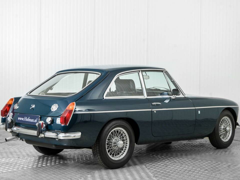 Bild 2/50 von MG MGB GT (1972)