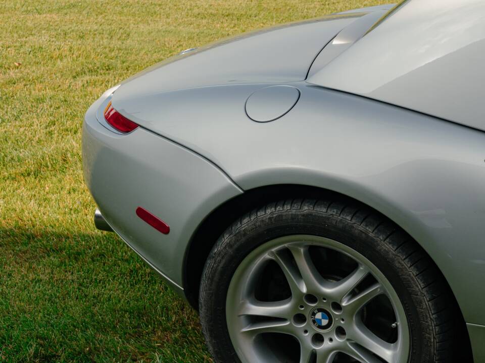 Image 78/185 of BMW Z8 (2001)