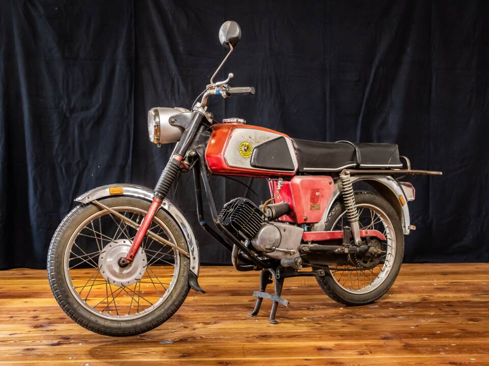 Image 1/11 de Puch M 50 SE (1971)