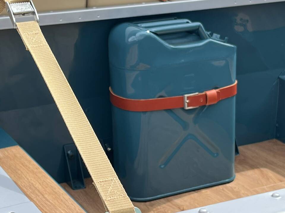 Bild 48/51 von Land Rover 88 (1976)