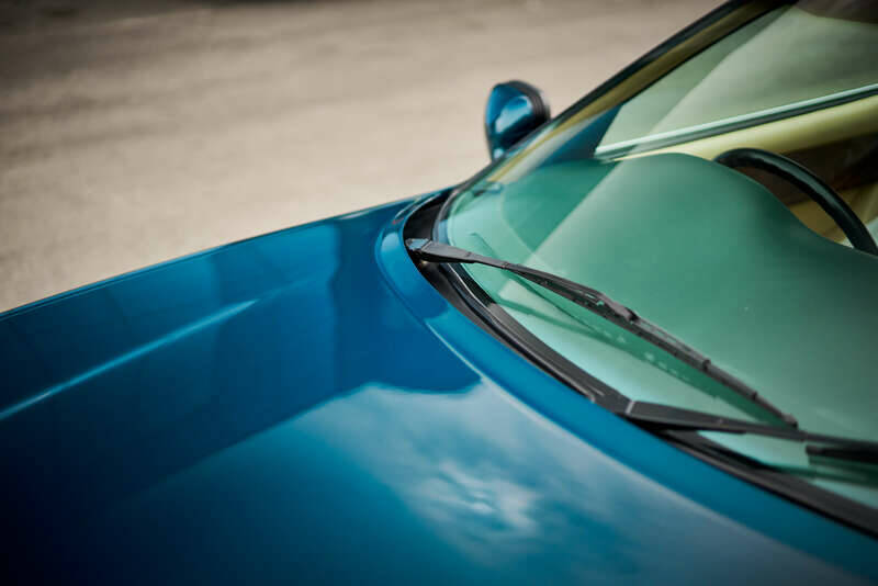 Image 43/50 of Aston Martin Virage Volante (1993)