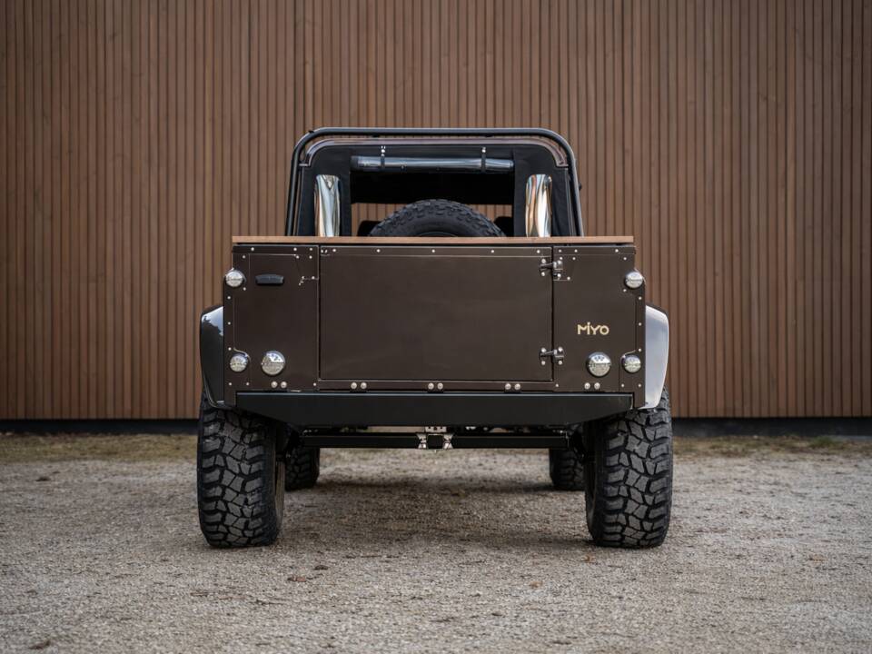 Bild 40/42 von Land Rover 110 (1986)