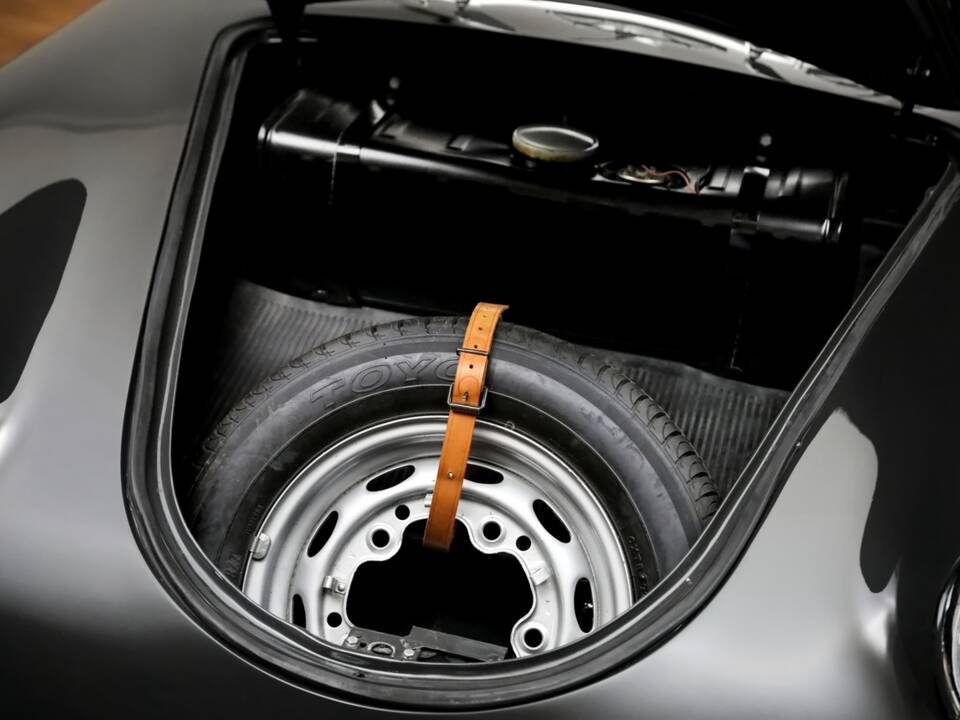 Afbeelding 27/29 van Porsche 356 B 1600 Roadster (1961)