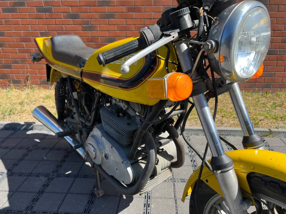 Bild 2/18 von Ducati DUMMY (1977)