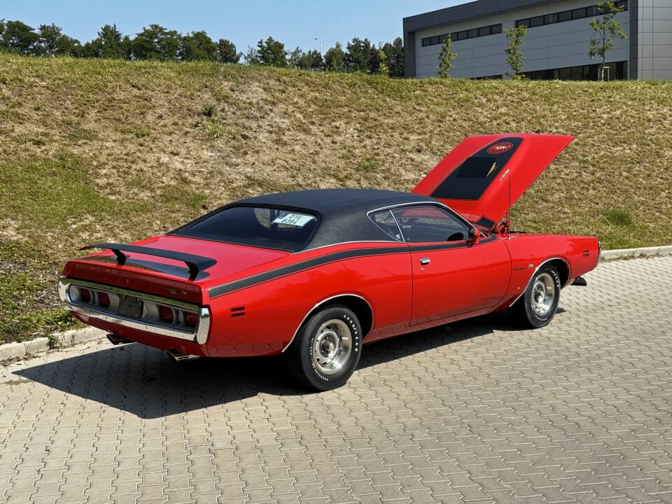 Image 4/81 of Dodge Charger Super Bee 440 (1971)