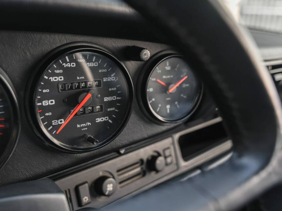 Bild 59/90 von Porsche 911 Carrera RS (1992)
