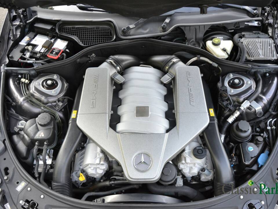 Immagine 15/50 di Mercedes-Benz CL 63 AMG (2007)