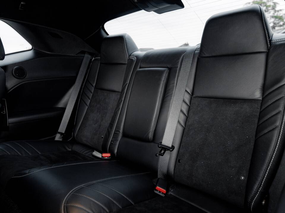 Image 81/86 of Dodge Challenger SRT "Black Ghost" (2023)