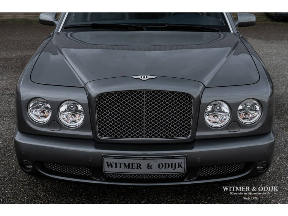 Image 24/32 of Bentley Arnage T (2006)