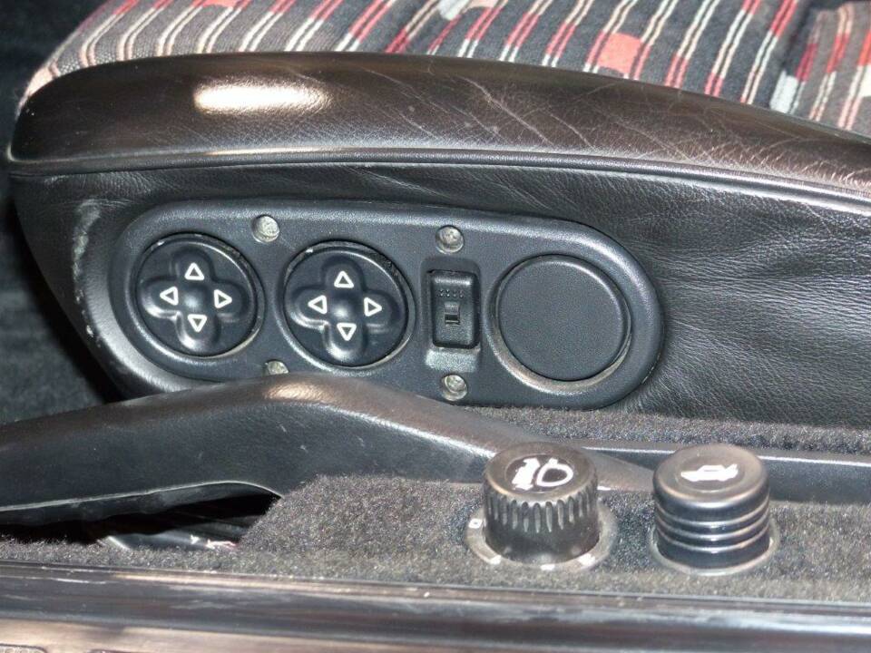 Afbeelding 22/35 van Porsche 928 S4 (1989)