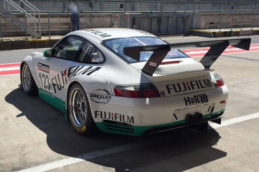 Immagine 7/39 di Porsche 911 GT3 RSR (2005)