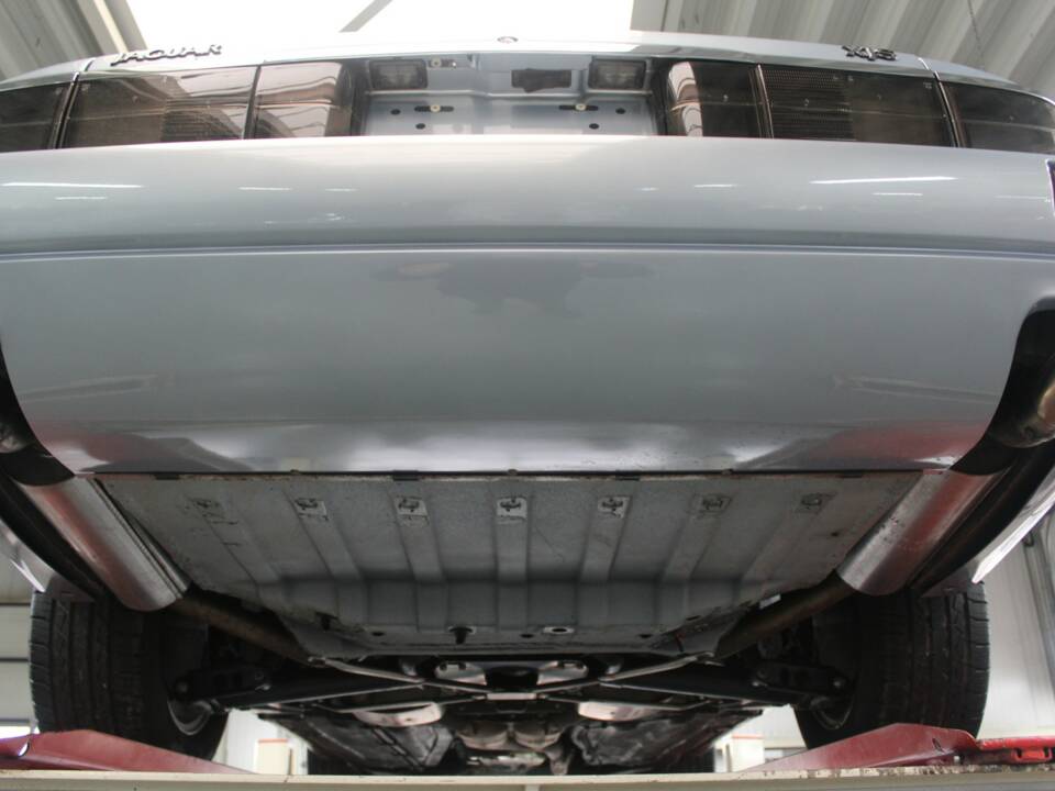 Bild 22/50 von Jaguar XJS 4.0 Celebration (1994)