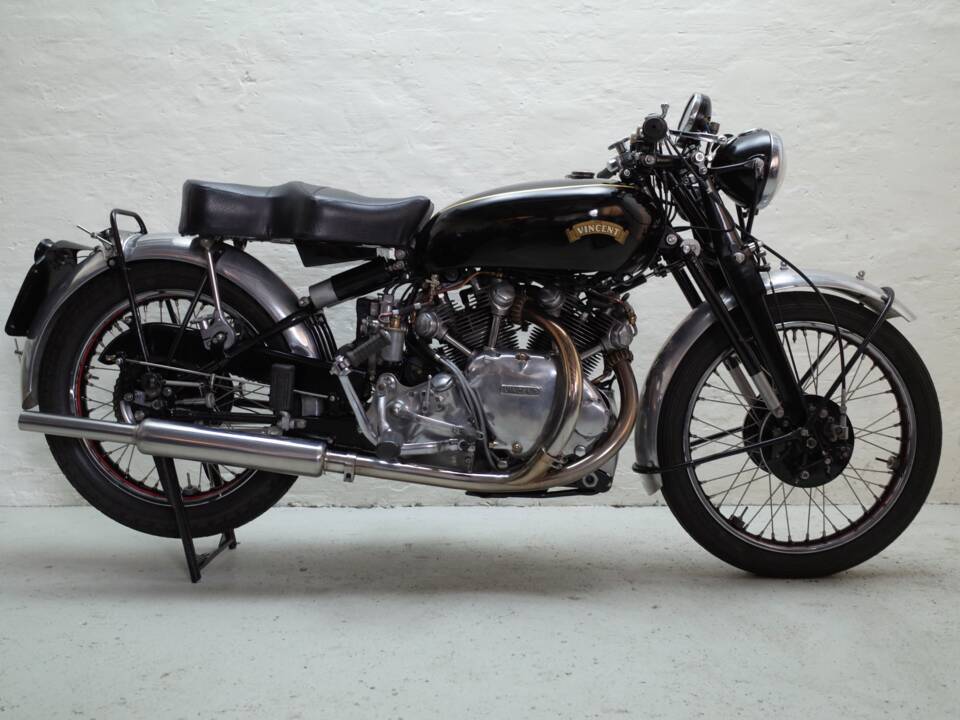 Image 1/30 of Vincent Rapide C (1951)