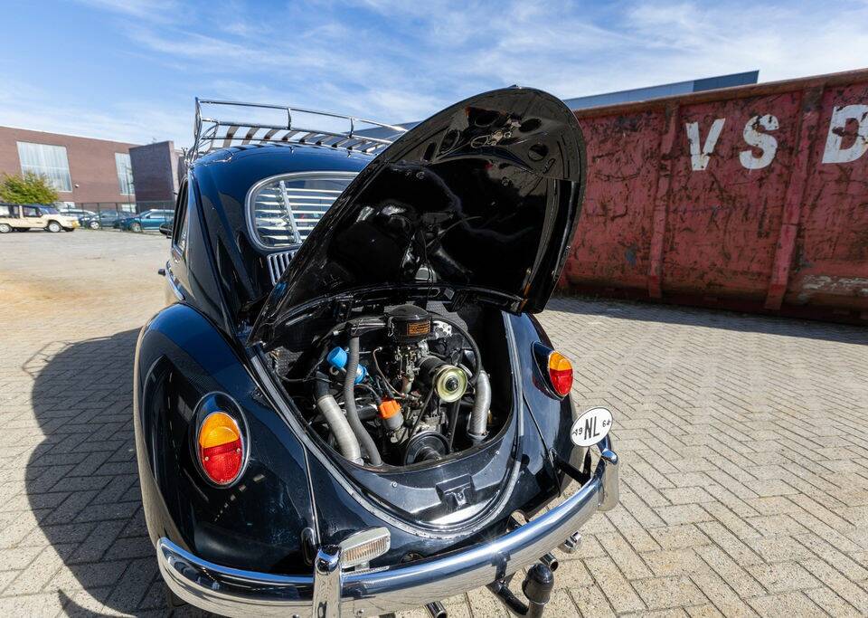 Image 6/8 of Volkswagen Beetle 1200 (1964)