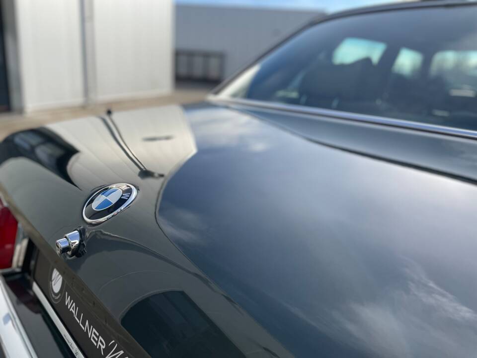 Afbeelding 7/26 van BMW 732i (1986)