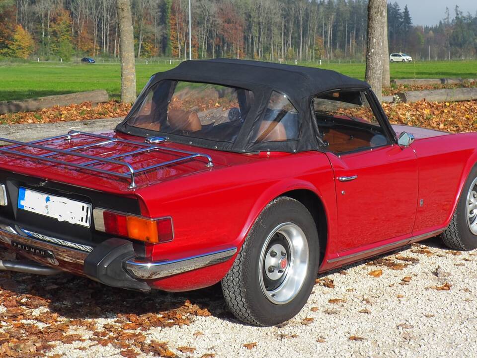 Immagine 4/9 di Triumph TR 6 (1976)