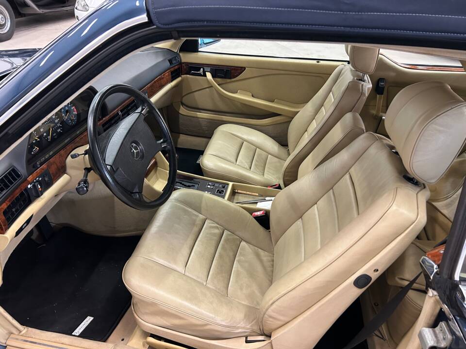 Image 10/20 de Mercedes-Benz 500 SEC SGS (1982)