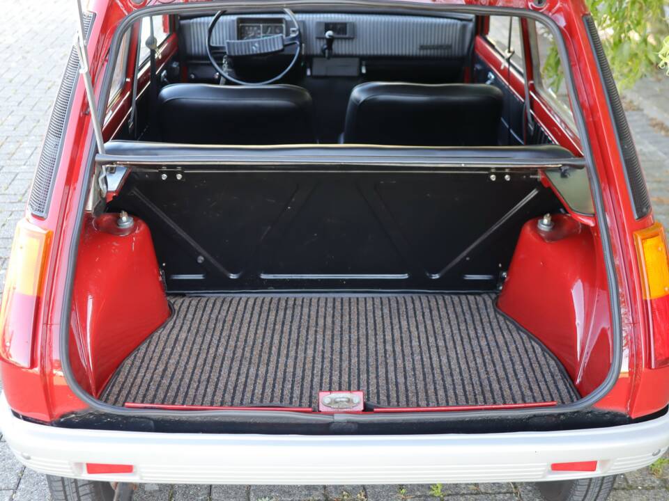 Immagine 9/50 di Renault R 5 L (1973)