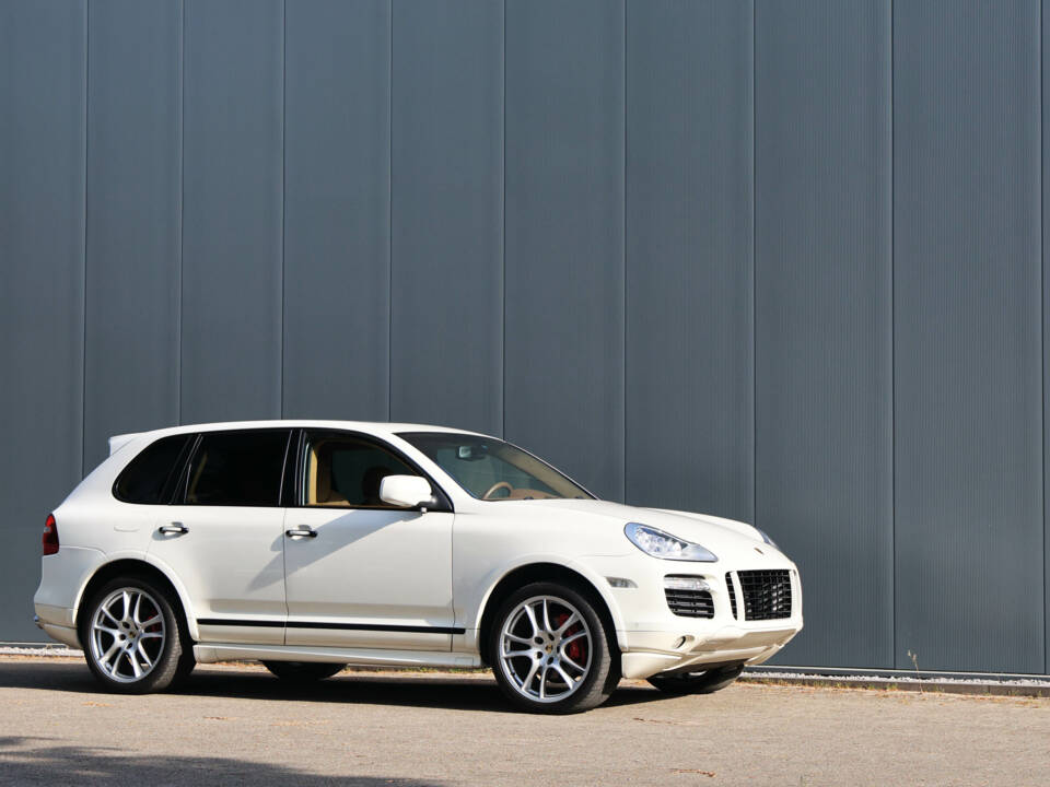Bild 4/49 von Porsche Cayenne GTS (2009)