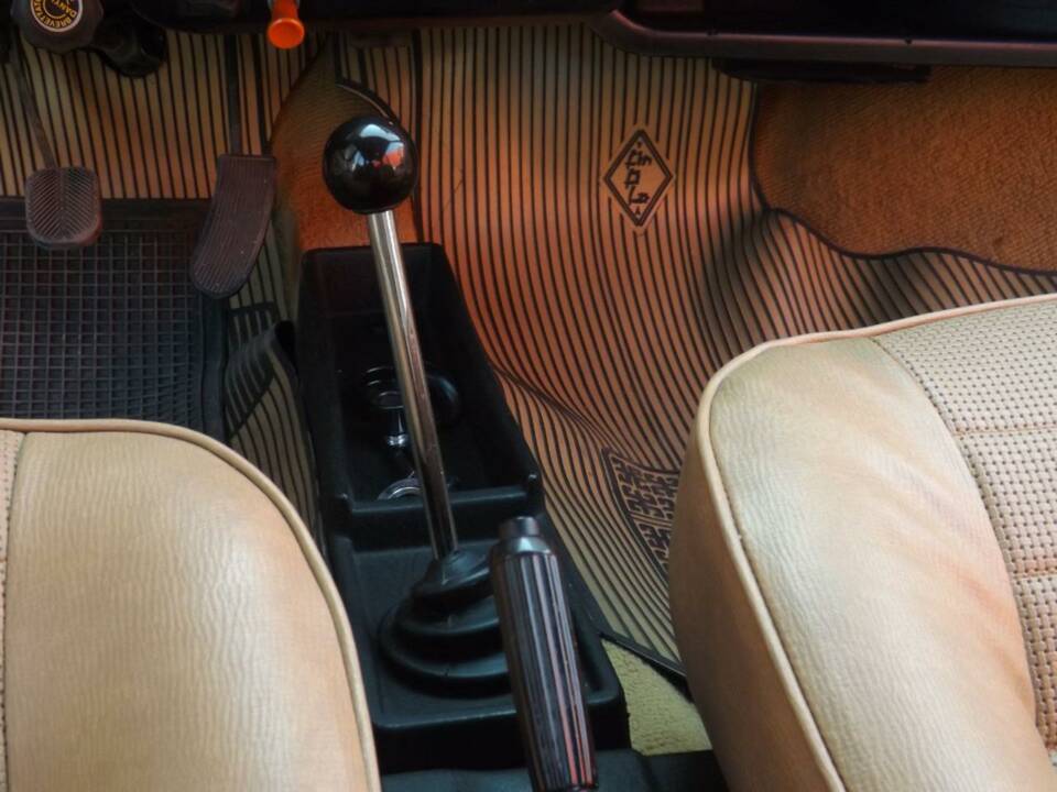 Image 27/50 of FIAT 128 Sport Coupe (1974)