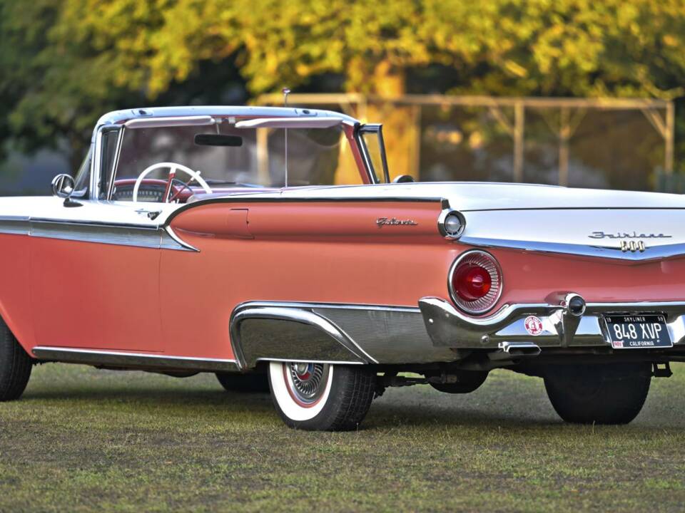Bild 18/50 von Ford Fairlane 500 Skyliner (1959)