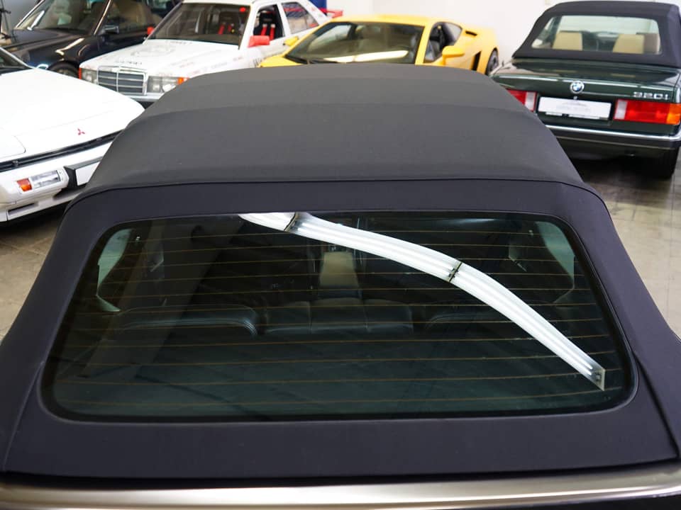 Image 27/36 of Mercedes-Benz E 320 (1995)