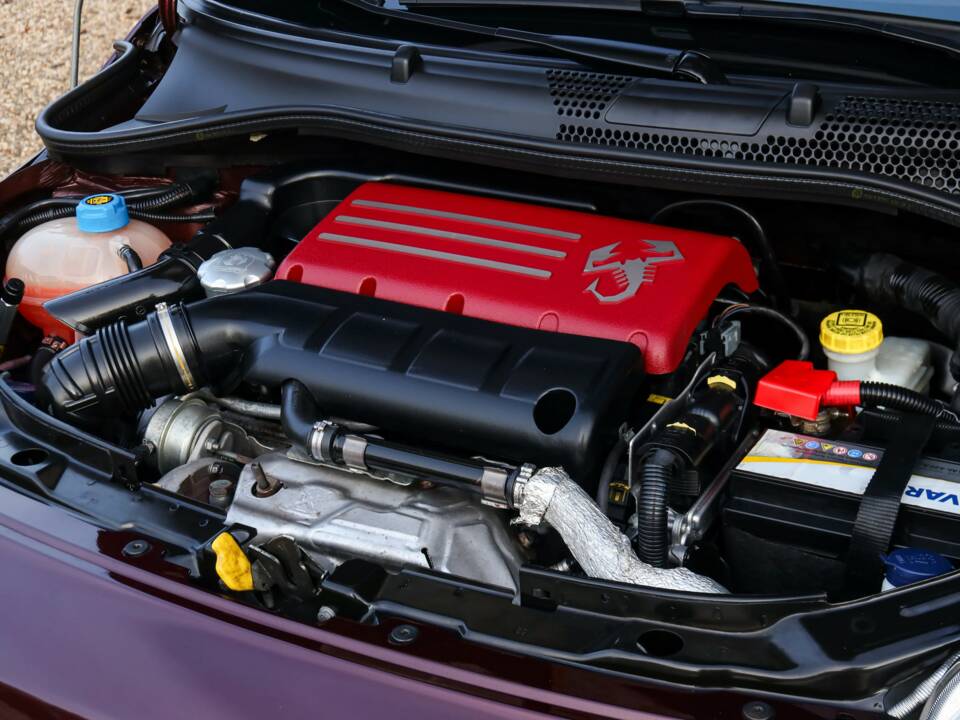 Imagen 22/50 de Abarth 695 "Edizione Maserati" (2013)