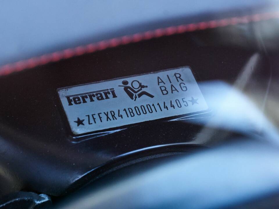 Bild 28/29 von Ferrari F 355 F1 (1998)